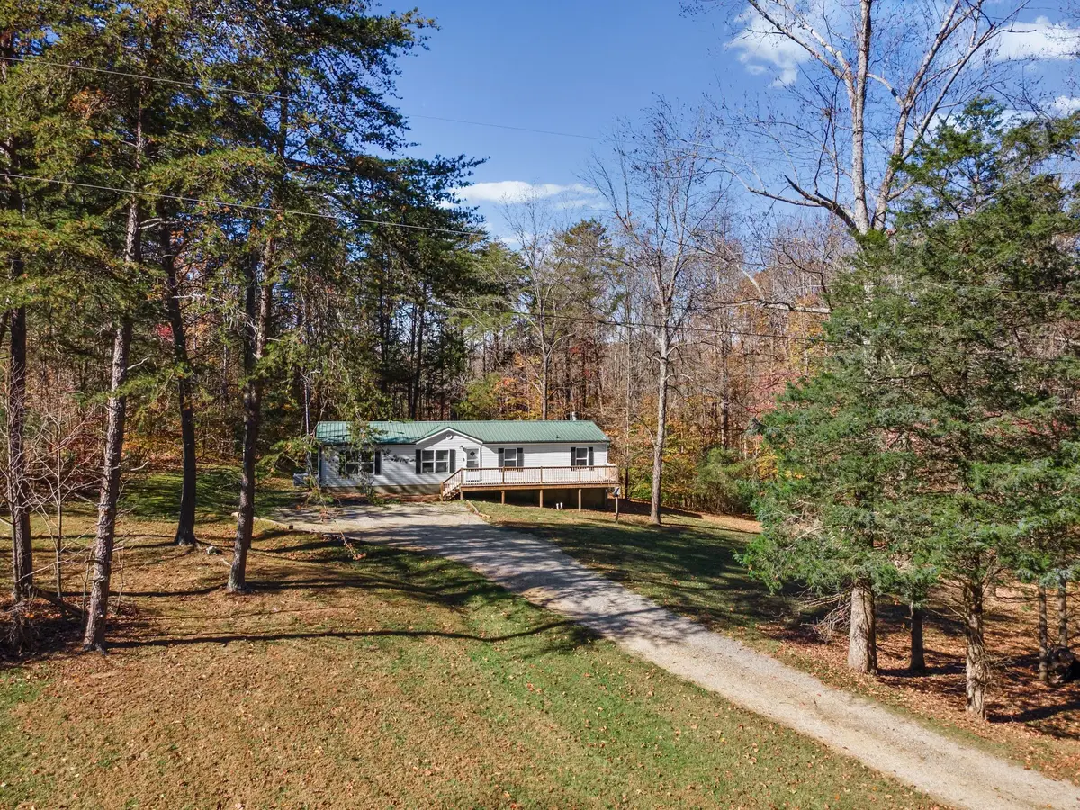9836 S Lick Creek Rd, Lyles, TN 37098 - Image #1