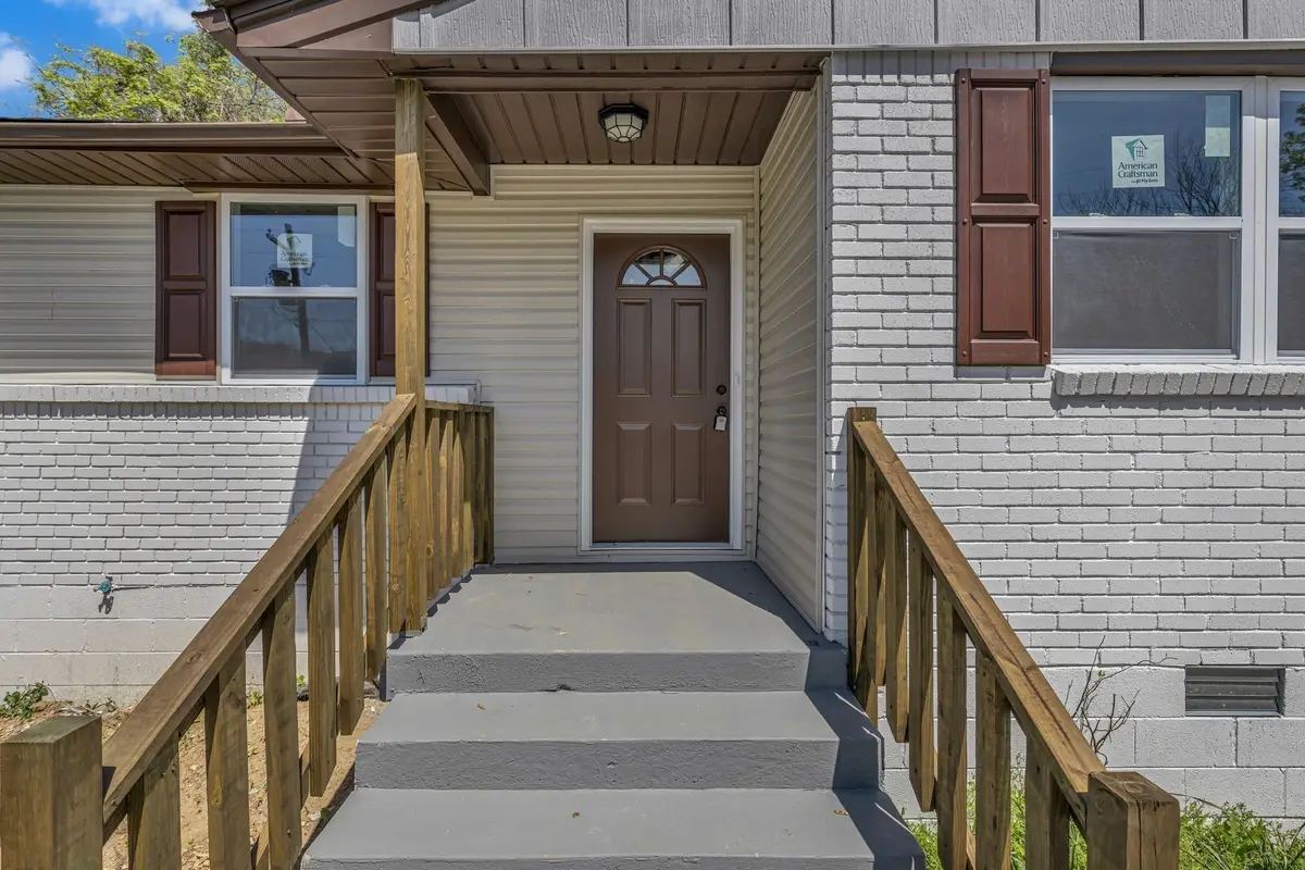 1916 Louanne Dr, Nashville, TN 37217 - Image #1