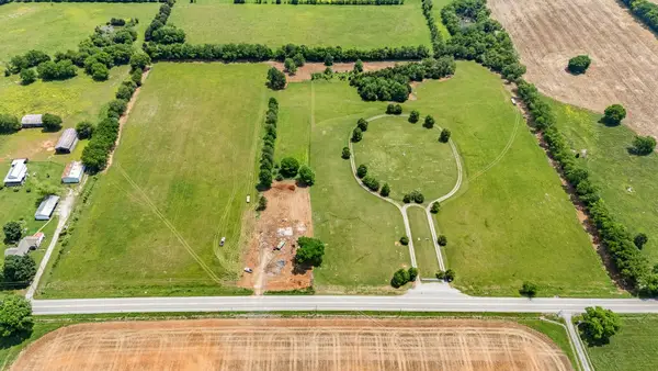 3077 Nashville Hwy, Lewisburg, TN 37091