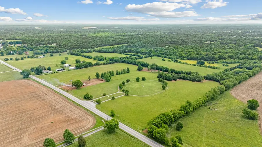 3077 Nashville Hwy, Lewisburg, TN 37091 - Image #3