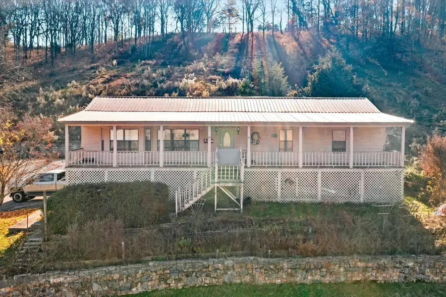 3885 Delina Rd, Cornersville, TN 37047 - Image #3