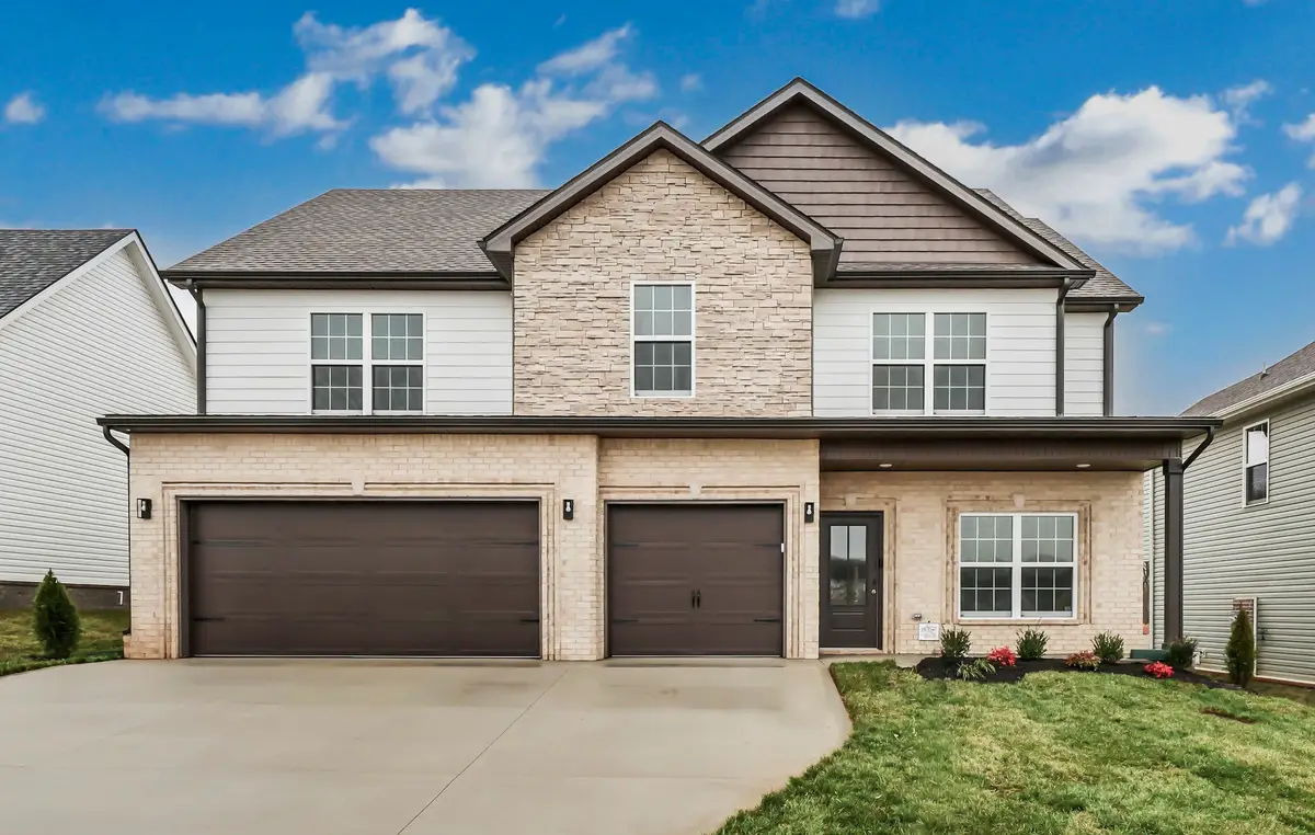 646 Marblewing Ct, Clarksville, TN 37043 - Image #1