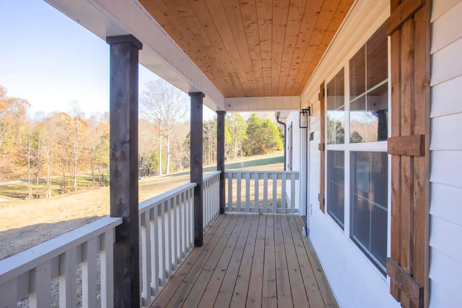 8485 Epperson Springs Rd, Westmoreland, TN 37186 - Image #2