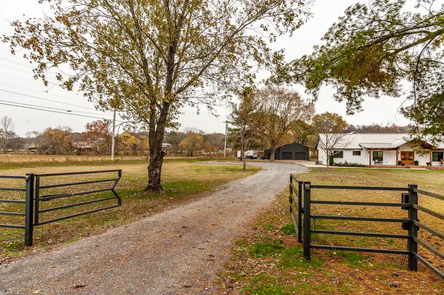 460 Upper Station Camp Crk Rd, Gallatin, TN 37066 - Image #2