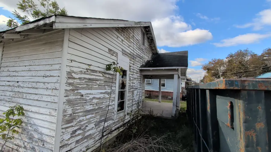 402 E 2nd St, Trenton, TN 38382 - Image #3