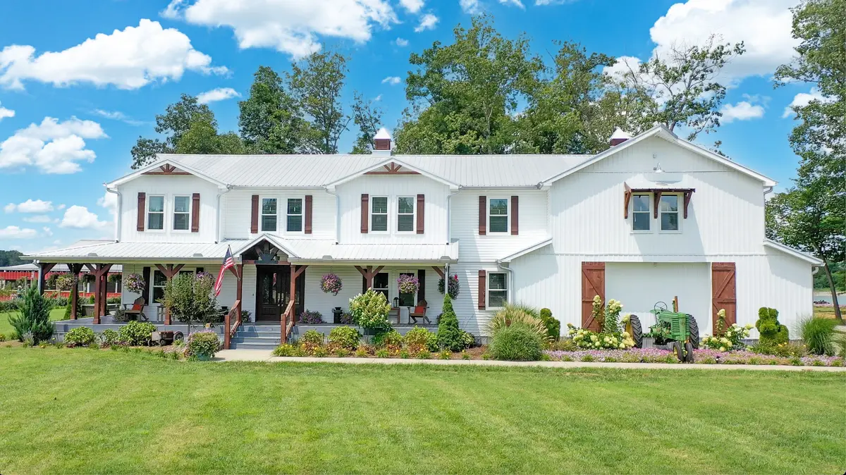 344 Whitaker Rd, Shelbyville, TN 37160 - Image #1