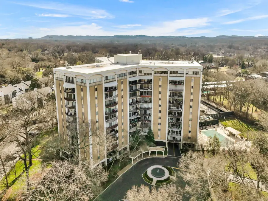4215 Harding Pike #204, Nashville, TN 37205 - Image #3