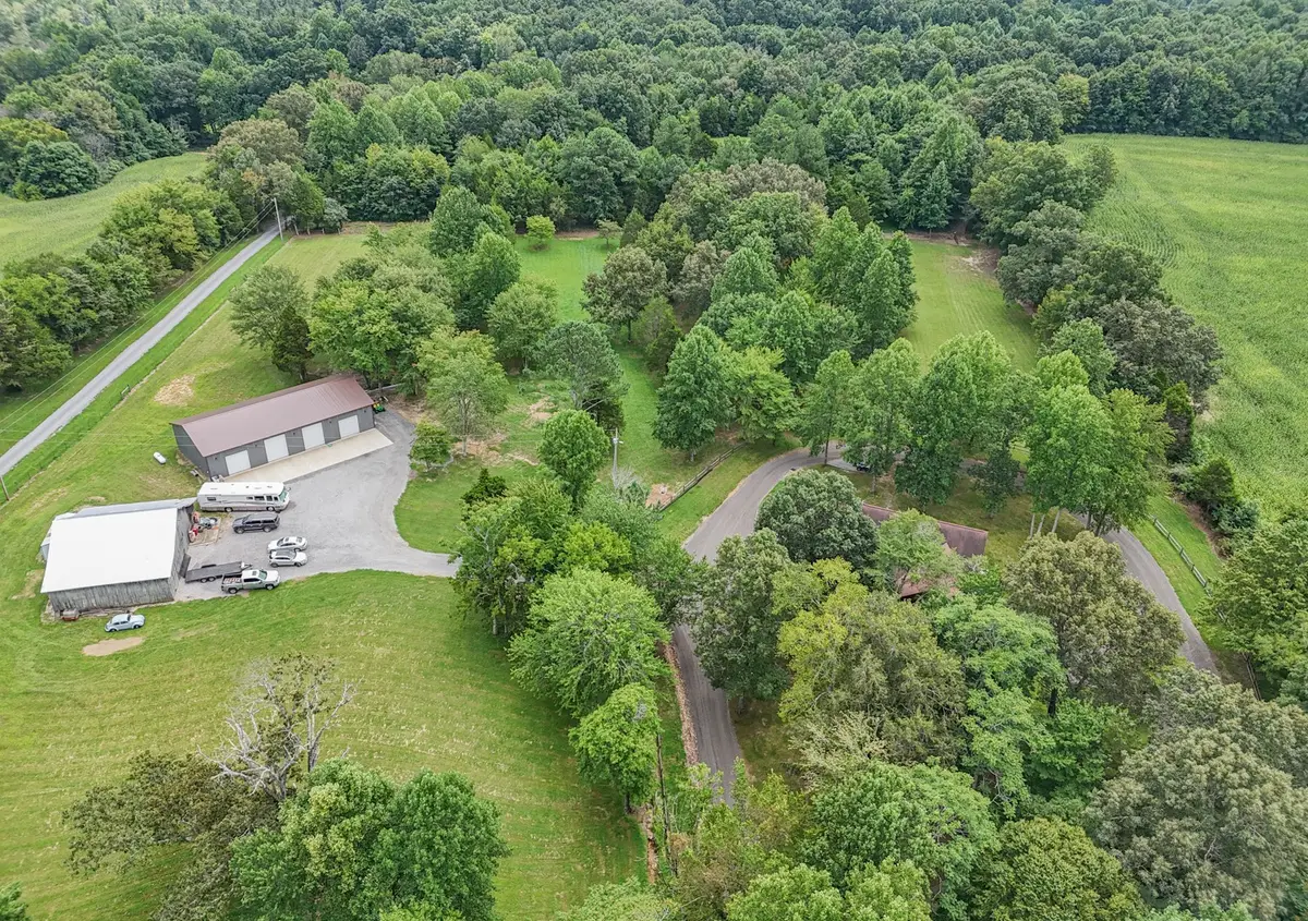 118 Robert Simmons Rd, Westmoreland, TN 37186 - Image #1