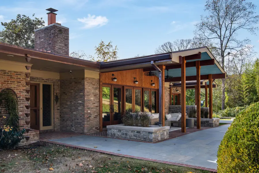 6318 E Valley Rd, Nashville, TN 37205 - Image #3