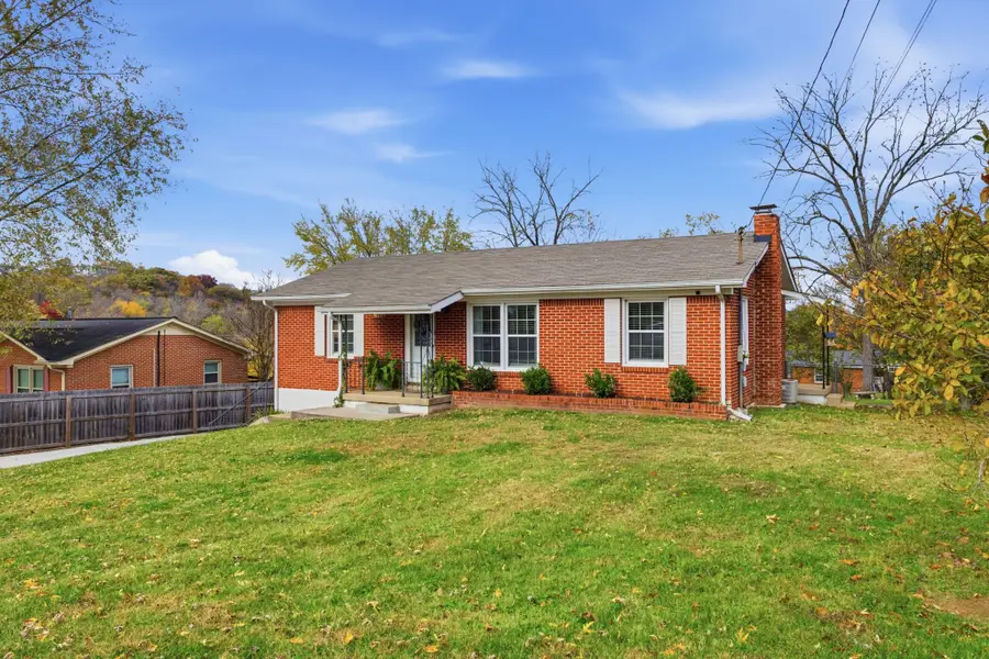 105 Gardendale Dr, Columbia, TN 38401 - Image #2