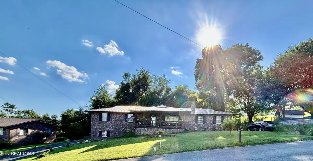 1264 Rowe St, New Tazewell, TN 37825 - Image #1