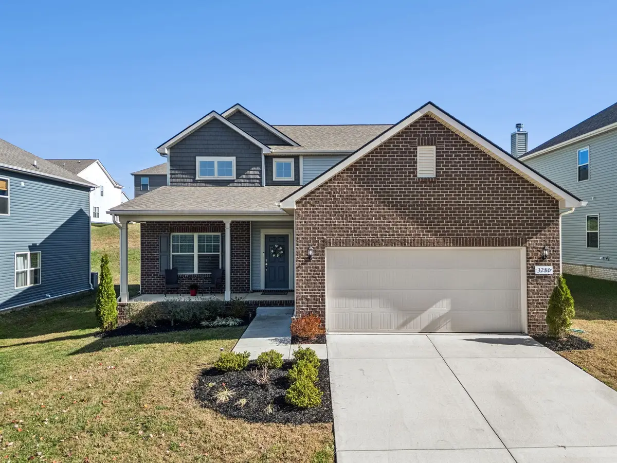 3280 Holiday Ln, Columbia, TN 38401 - Image #1