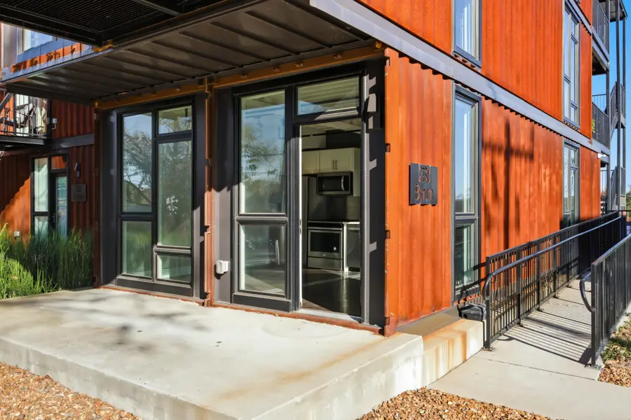 2138 Byrum Ave, Nashville, TN 37203 - Image #2