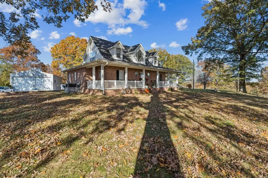 235 George Akins Rd, Westmoreland, TN 37186 - Image #2