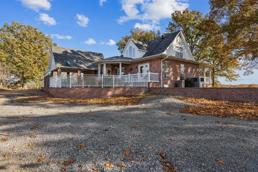 235 George Akins Rd, Westmoreland, TN 37186 - Image #3