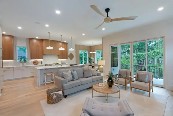 411 Acklen Park Dr, Nashville, TN 37205