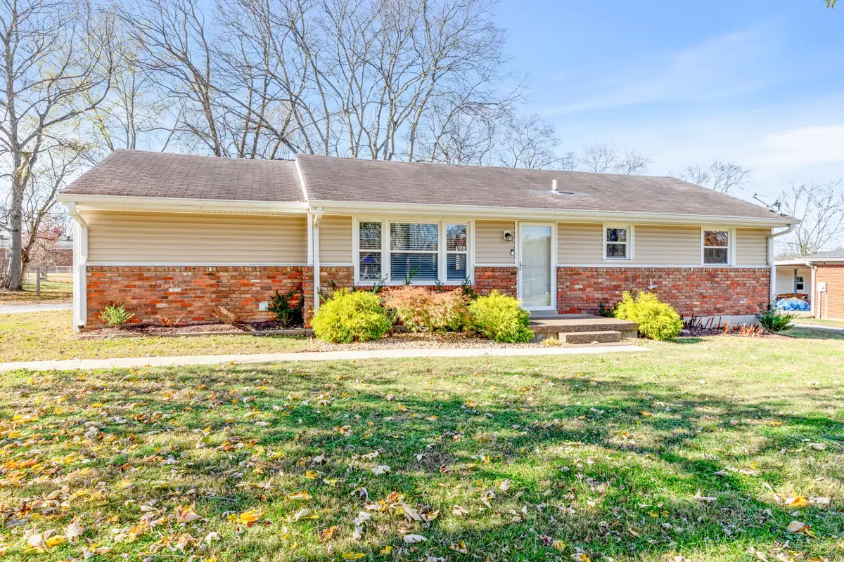 131 Mcdavid St, Gallatin, TN 37066 - Image #1