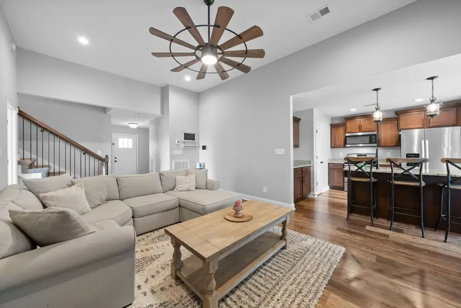 211 Sambar Dr, Clarksville, TN 37040 - Image #3