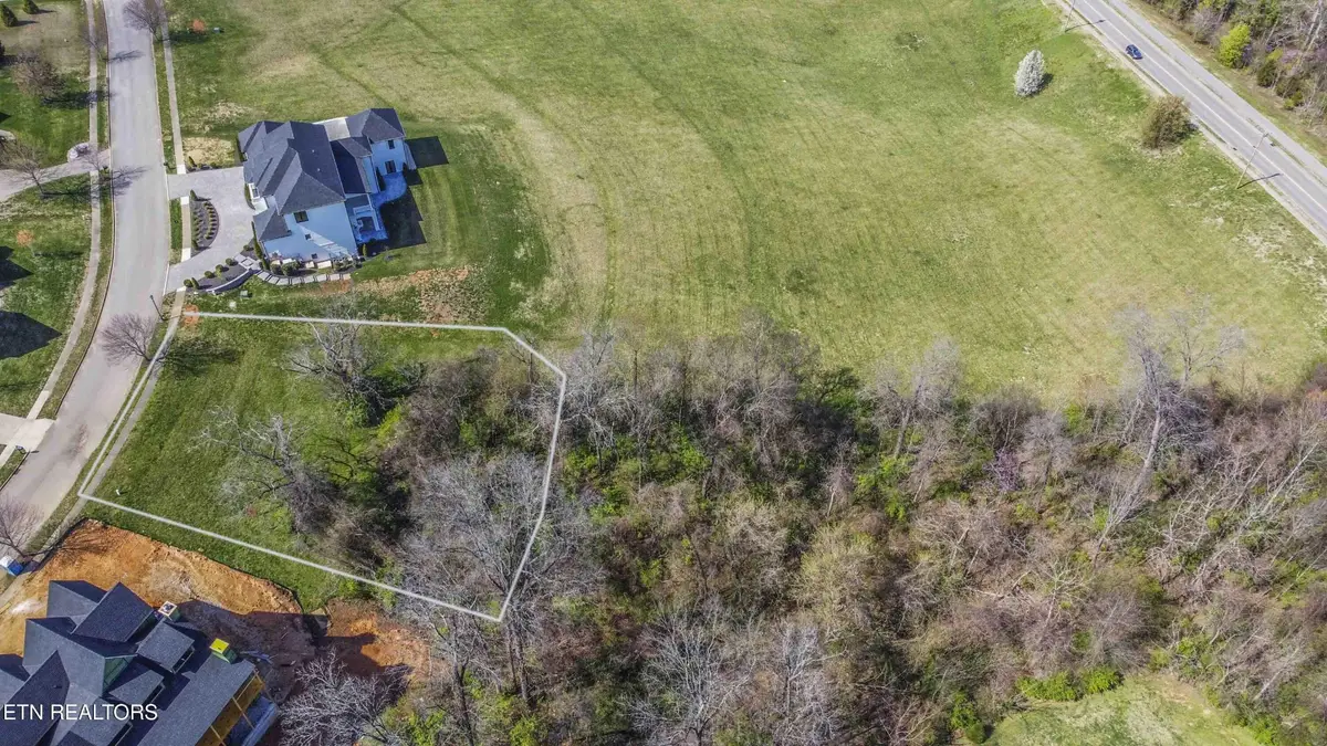 638 Barnsley Rd, Knoxville, TN 37934 - Image #1