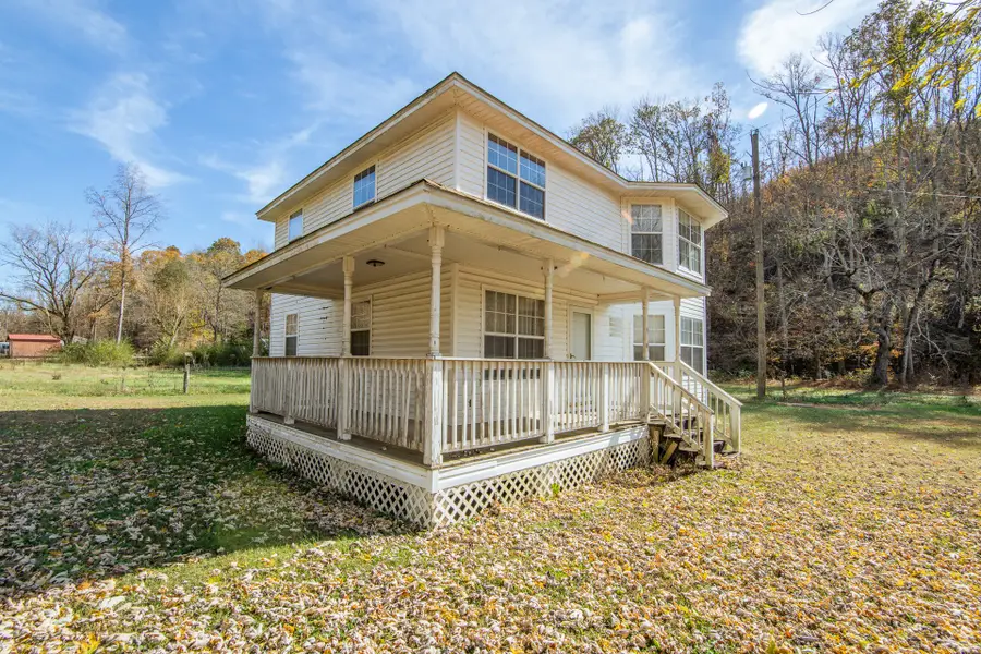 124 Pope Dr, Waynesboro, TN 38485 - Image #2