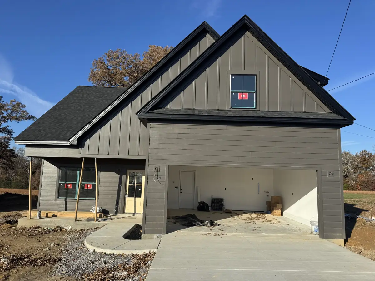 193 Cripps Ln, Smithville, TN 37166 - Image #1