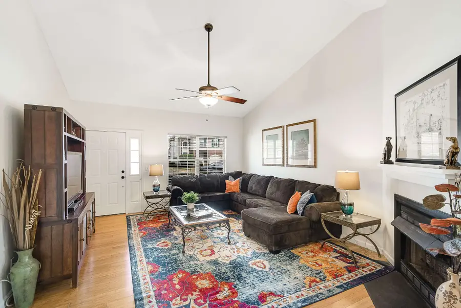 2785 River Bend Dr, Nashville, TN 37214 - Image #2