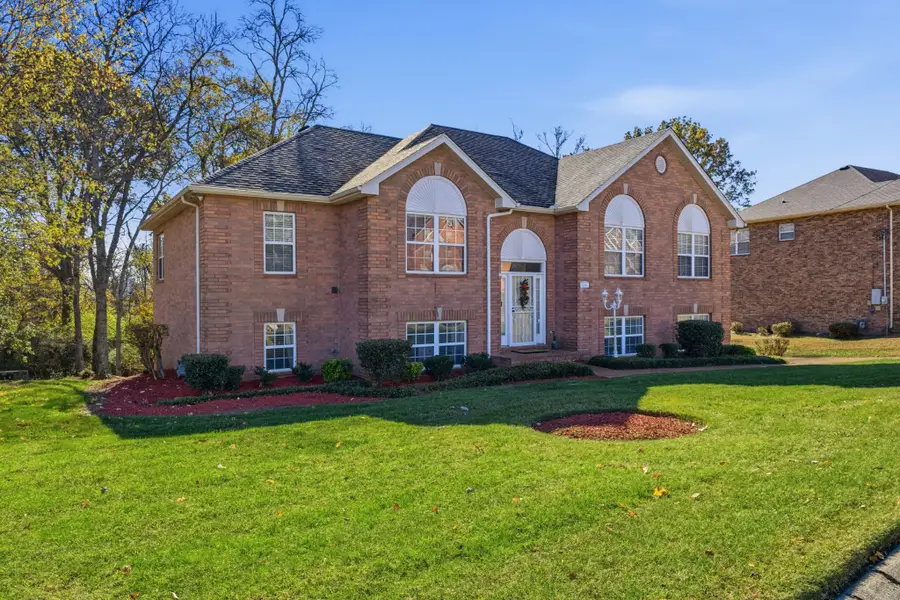 805 W Nocturne Dr, Nashville, TN 37207 - Image #2