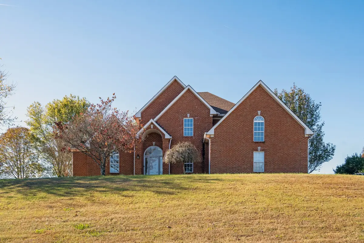 916 Gailynn Marie Dr, Mount Juliet, TN 37122 - Image #1