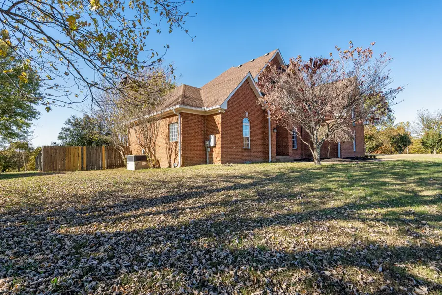 916 Gailynn Marie Dr, Mount Juliet, TN 37122 - Image #3