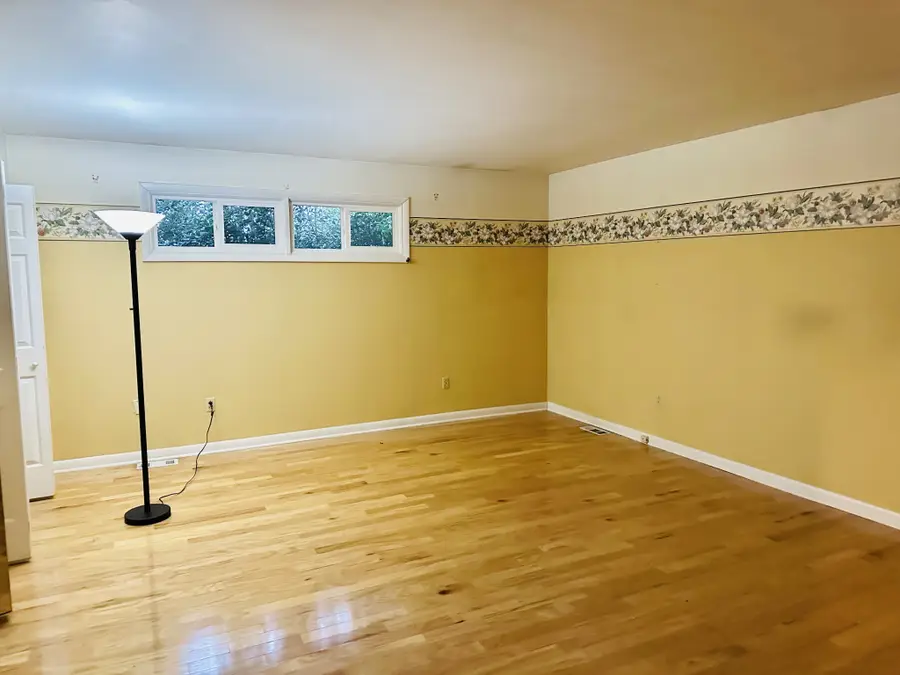 1255 Hillwood Dr, Clarksville, TN 37040 - #3