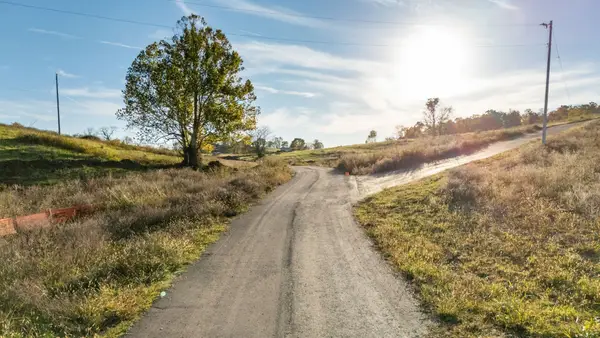 345 Brazier Ln, Gallatin, TN 37066