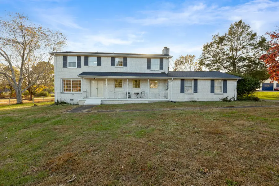 1045 Fontaine Dr, Goodlettsville, TN 37072 - Image #2