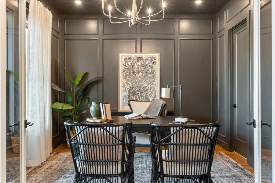 136 51st Ave N, Nashville, TN 37209 - Image #3