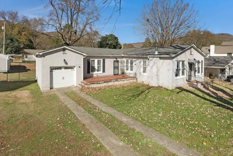 606 Holly Avenue, South Pittsburg, TN 37380 - Image #3