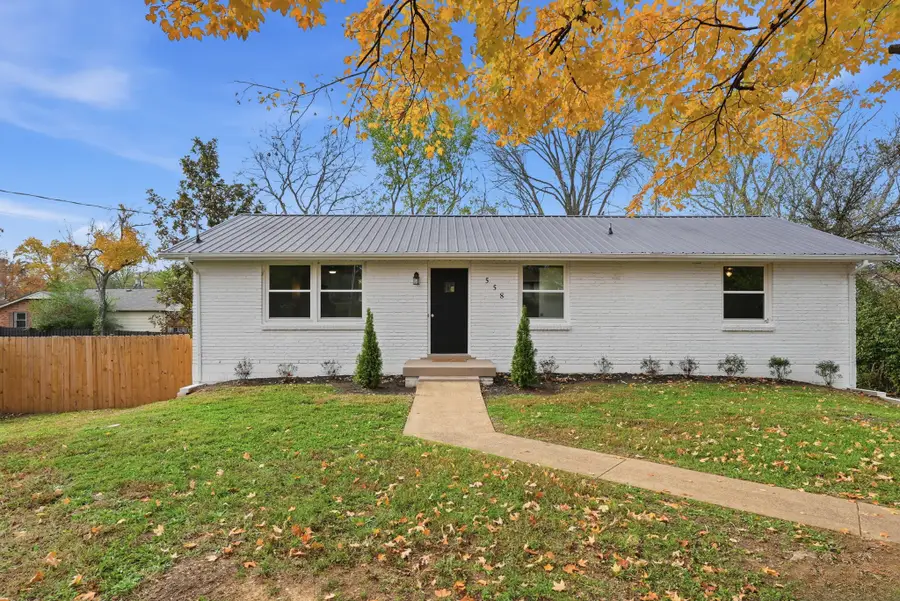 558 Walton Ferry Rd, Hendersonville, TN 37075 - Image #3