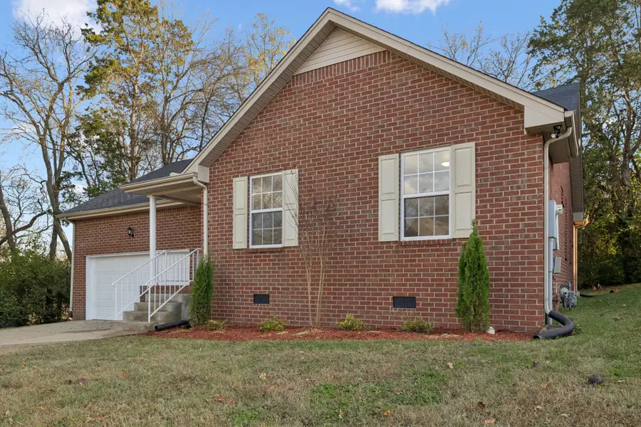417 Hickory Chase Dr, Madison, TN 37115 - Image #3