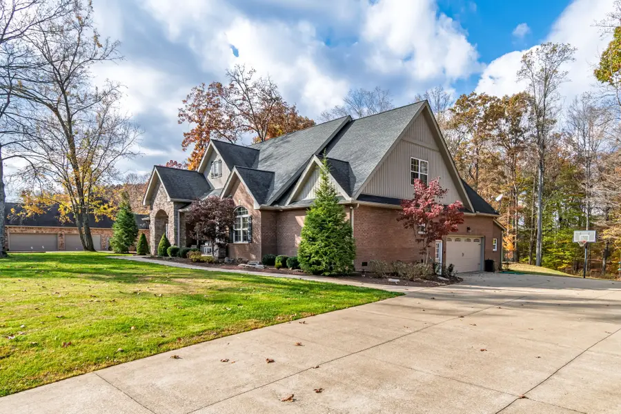 1048 Ridglea Dr, Burns, TN 37029 - Image #3