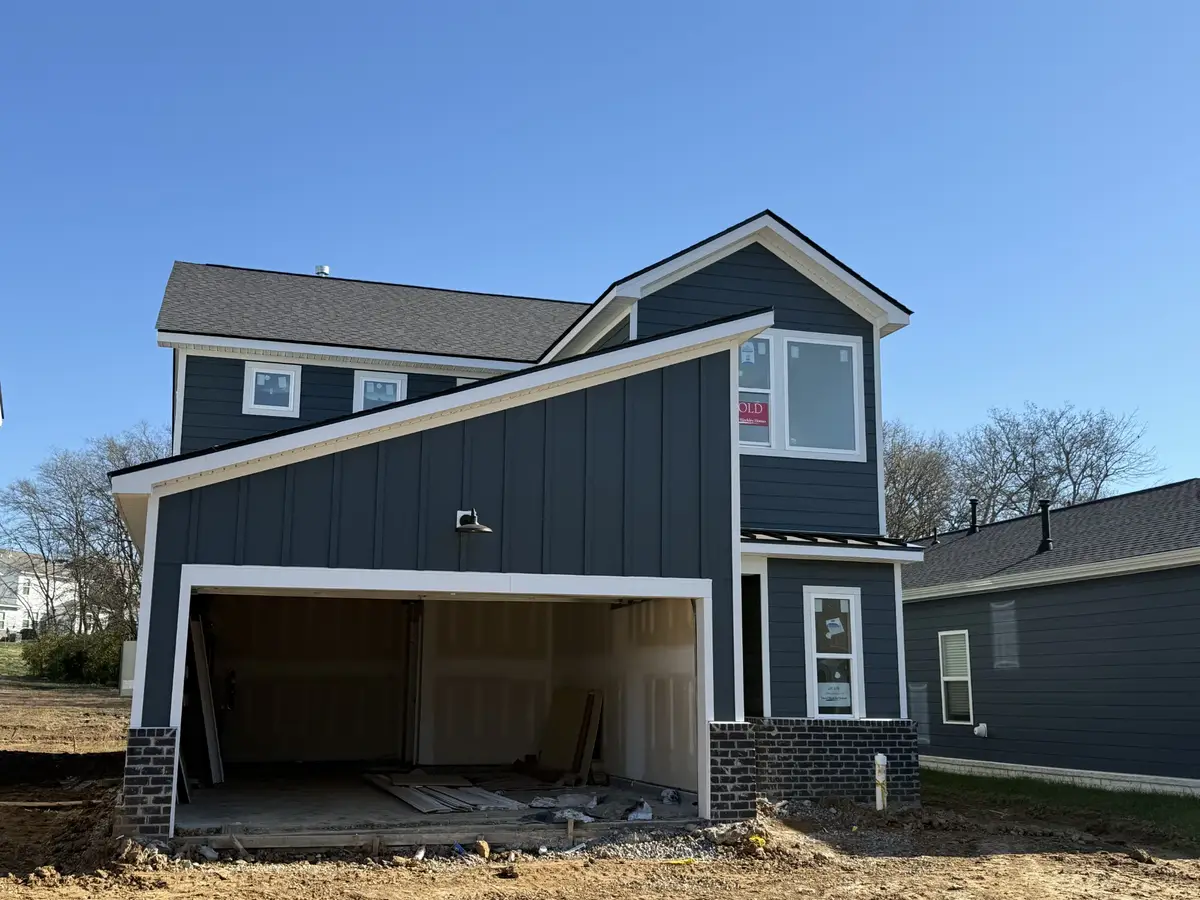 1244 Linn Cove Ct, Gallatin, TN 37066 - Image #1