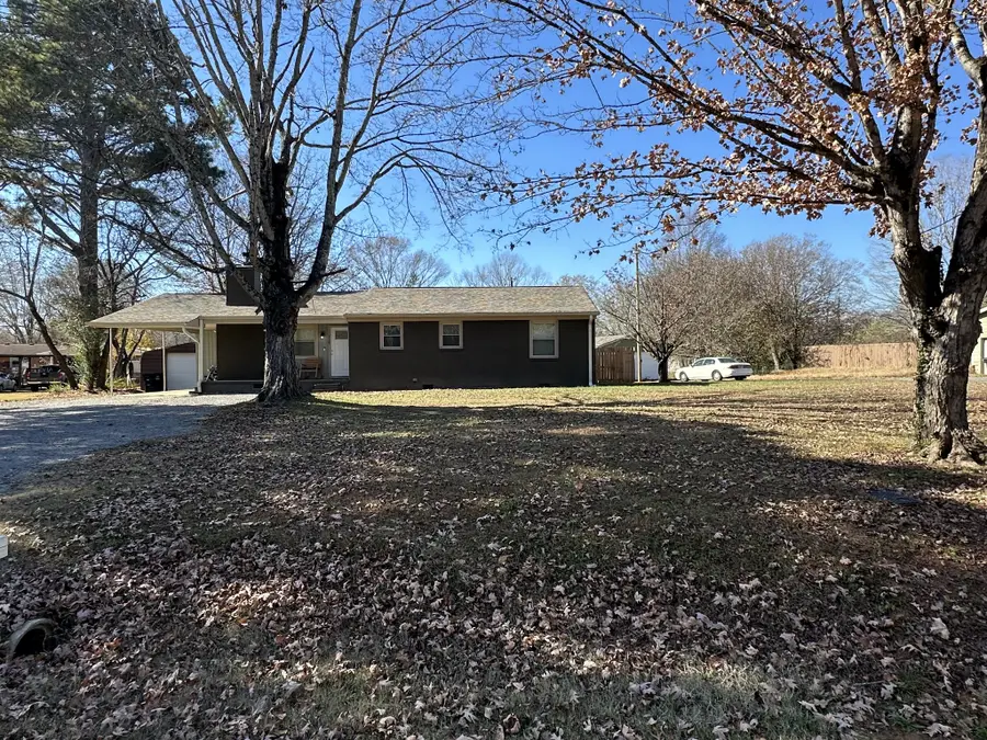 310 Crest Dr, Tullahoma, TN 37388 - Image #3