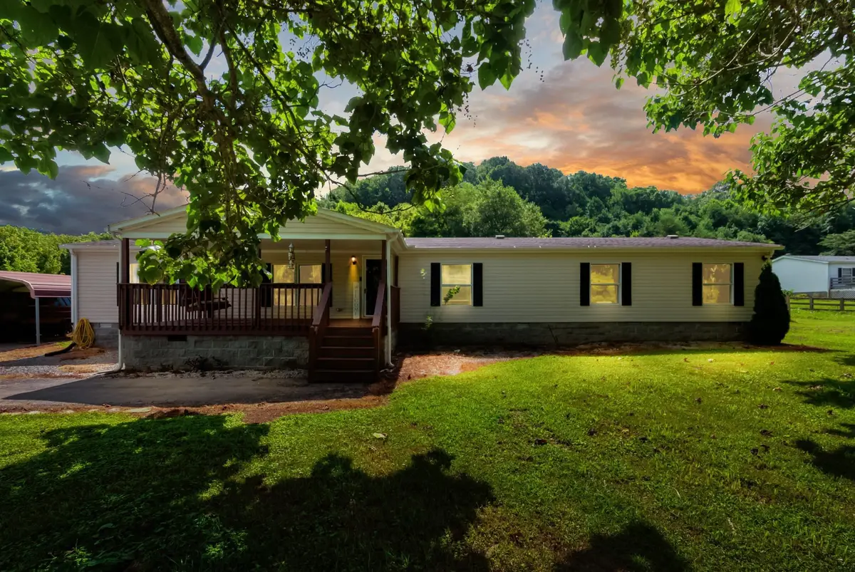 8635 King Hollow Rd, Mount Pleasant, TN 38474 - Image #1