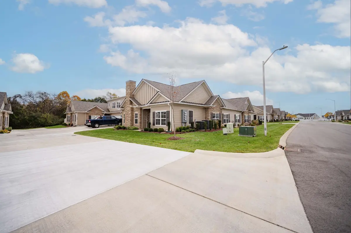 2664 Stonecenter Ln, Murfreesboro, TN 37128 - Image #1