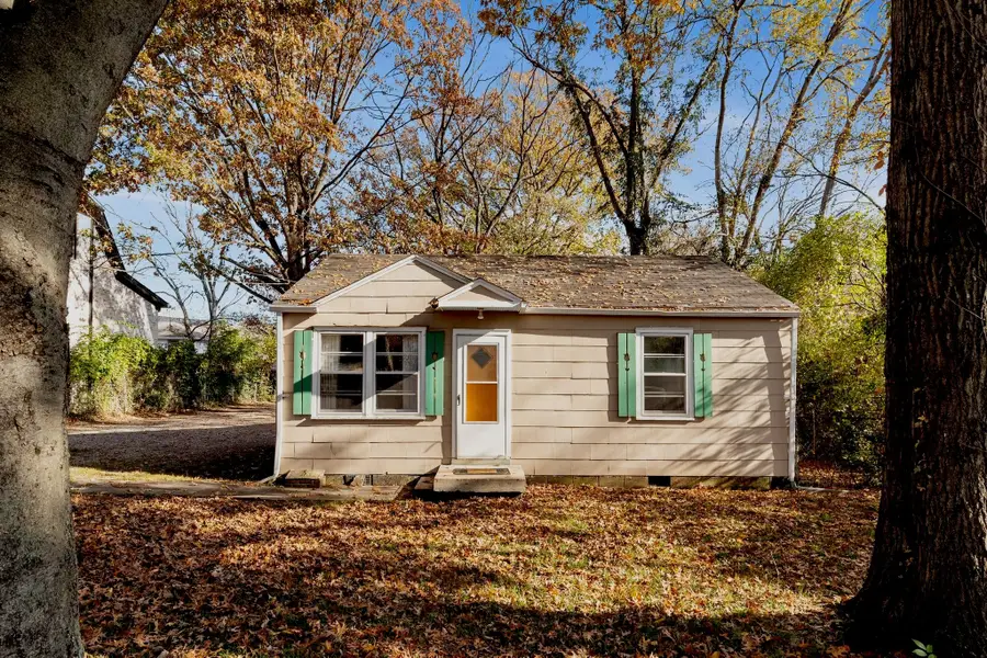 158 37th Ave N, Nashville, TN 37209 - Image #3