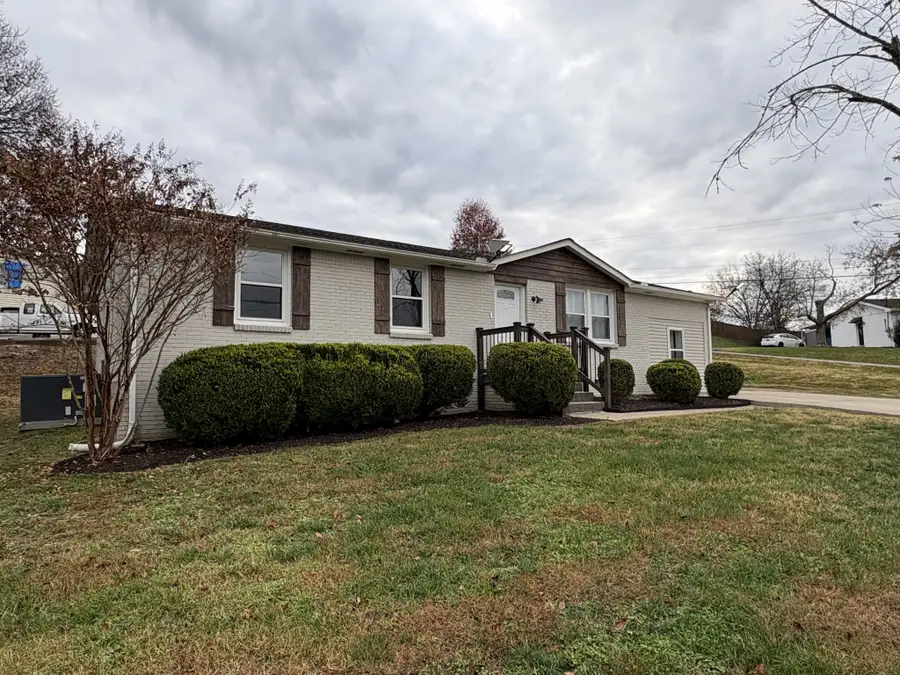 200 S Valley Rd, Hendersonville, TN 37075 - Image #2