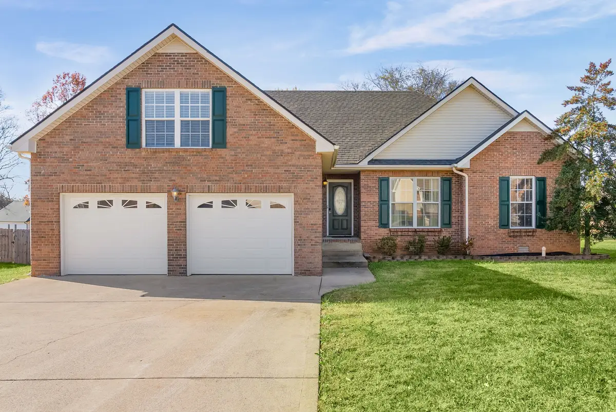 3907 Rhonda Ct, Clarksville, TN 37040 - Image #1