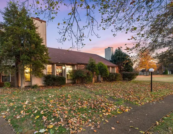 230 Harpers Mill Ct, Hermitage, TN 37076