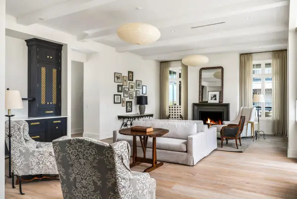 120 Woodmont Blvd #S302, Nashville, TN 37205