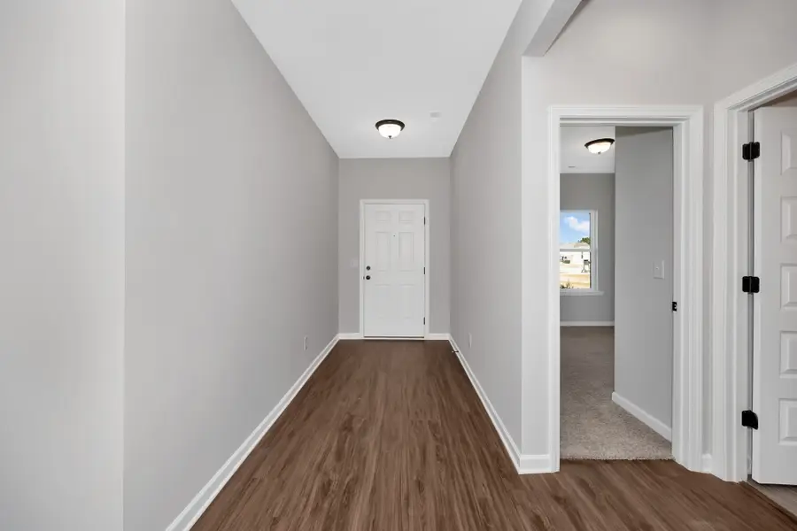 1005 Southerlynn Dr, White House, TN 37188 - Image #2