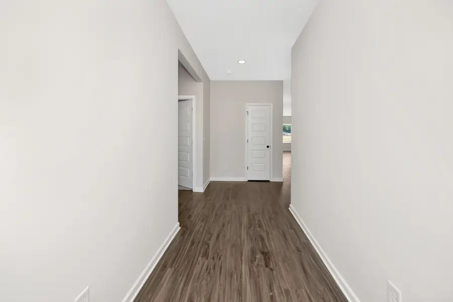 1005 Southerlynn Dr, White House, TN 37188 - Image #3