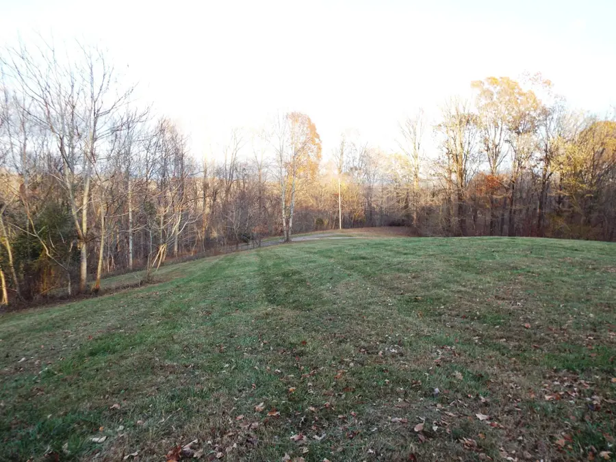 198 Rock House Hollow Pvt Ct, Bethpage, TN 37022 - Image #3