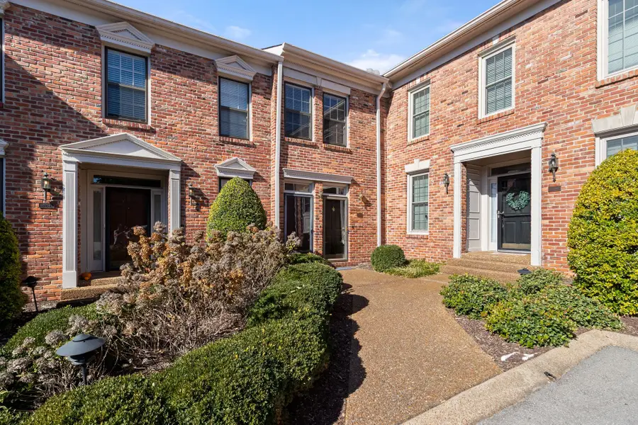 2032 Graybar Ln, Nashville, TN 37215 - Image #2